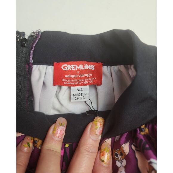 Unique Vintage Skirt Womens 4 Gremlins Movie Mogwai Gizmo Fun Corpcore Swing - Picture 8 of 11